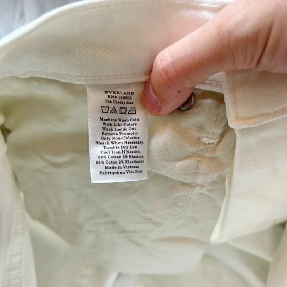 Everlane The Cheeky Straight Jean in Bone Size 26 NWT